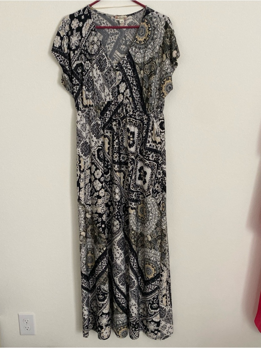 World Unity Women’s Long Casual Dress V Neck Star Ace Large